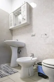 Brand New 2-Bed Apartment with Patio - Image 2