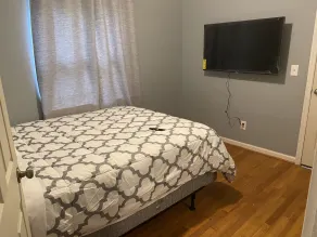 Lenox Mall Private 3Bed 2Bath WiFi TVinallRooms FreeParking - Image 5