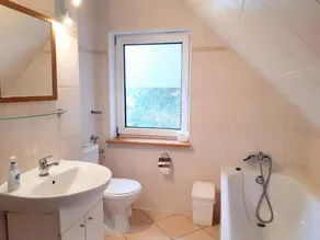 Large, comfortable holiday home near the lake - Image 5