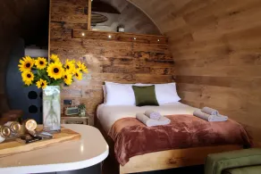 Burrow View  -  a hobbit hut that sleeps 4 guests  in 1 bedroom - Image 5
