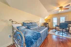 Waterfront retreat w/pool, dock & fire pit in Urbanna. BRING YOUR BOAT! - Image 5