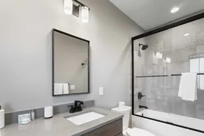 Designer Home in BRMC: Hot Tub, Panoramic Views & Game Room - Image 3
