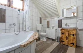 Amazing Home In Novo Zvecevo With Sauna - Image 3