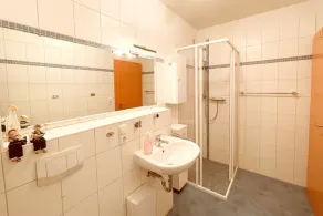\"Experience unforgettable days in the Ostseeblick vacation apartment!\" - - Image 3
