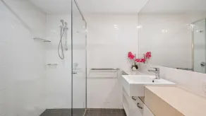 Unit 30-31 12 Perry Street - Image 4