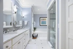 Spacious interiors, iconic Wilson Village location, Dual Living & Dining Rooms - Image 2