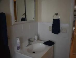 Stille, nyrenoveret hus med pool og haven - Image 4