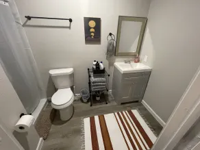 Cozy Casita in Central SA/10 min to Downtown! River Walk! The Alamo! - Image 3