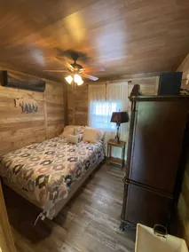 Relaxing waterfront cabin with a loft!  - Image 4