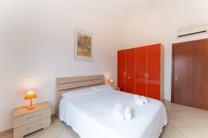 Orange House, 5 minutes from Chia - Image 4