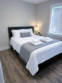 Modern 3-Bedroom Retreat Near Moncton Hospital and Downtown - Image 5