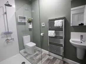 High Terrace Apartment - Image 4