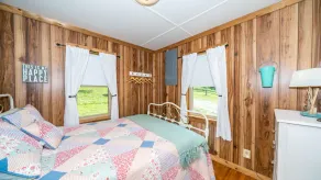 Little Cabin on the BIG Niangua!!! - Image 3