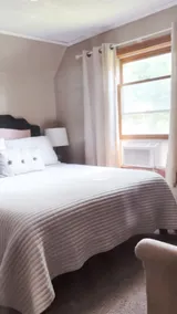 The Attic: 2br - 1bth - 4 guests - Image 2