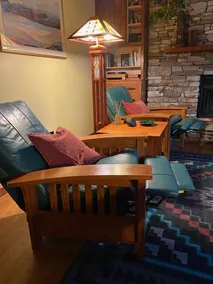 Treehouse - Luxury mountain living at the water’s edge of Hogback Lake - Image 3