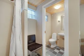 Beautiful House 1St Row To The Water - Image 5
