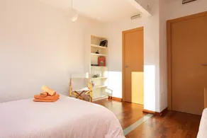 GROSSE TERRASSE WOHNUNG IN BARCELONA - Image 4