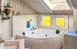 Beautiful home in Sjølund with sauna - Image 2