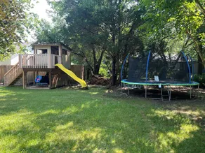 Cozy and Updated Louisville Home with 4 bedrooms and a pool table and gym! - Image 5