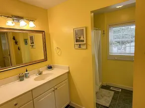 Sophie's Island Villa: Condo pratique pour se rendre dans les restaurants et les magasins. - Image 2