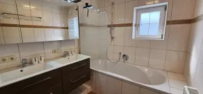 FeWo Hipp Nr. 5 - 90m² im 1. OG mit Balkon - Image 3