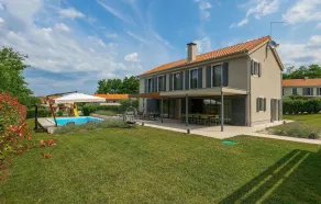 Awesome home in Vizinada - Image 4