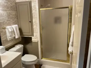 Elegant 2 Bedroom, 2 Bath Guest House close to Tallahassee. Whole Home Generator - Image 3