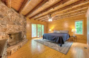 Log Cabin Living on Lake Anna - Warm side - Image 4