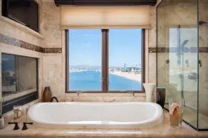 Premier Bay Front & Beach Front Home med fantastisk udsigt - Image 4