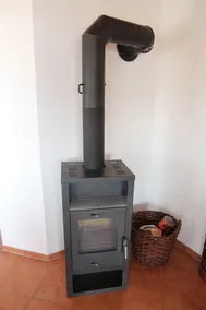 Olle Warft - Olle Warft: Cozy vacation home with a sauna and fireplace - Image 2