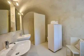 Villa Reverie - Seven Bedroom Villa, Sleeps 14 - Image 2