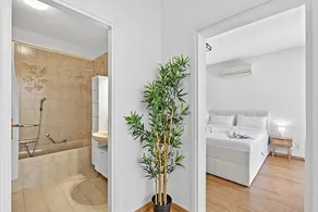 Lugano Sun & View Apartment for 4 - Image 2