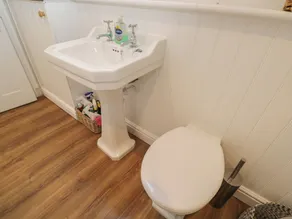 Flat 6 - Image 3