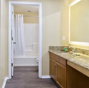 Wyndham Branson at The Meadows - Large 2BR/2BA - Near 76 Strip, Golf-100 Reviews - Image 4