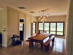Beautiful peaceful farmhouse - Image 4