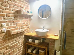 Relax in holiday home in quiet natural park, 20 minutes from Prague. - Image 4