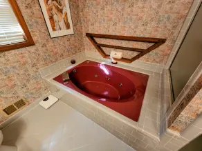 Vista Greystone Lodge-Incredible view!! Streaming tvs! Wifi! Private! Sleeps 10! - Image 2