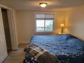 Beautiful lake side cottage - Image 5