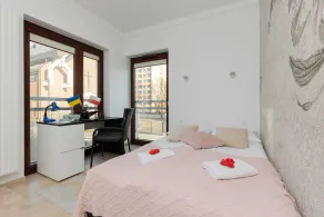 Comfortable Apartment in Mokotow | Balcony | Workspace - Image 4