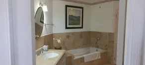 Luxury ocean view apartment 2 minutes from the beach - Image 3