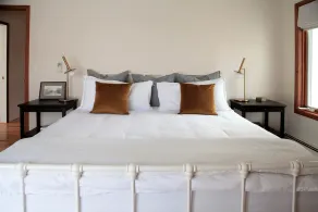 3 bedroom 2 Bathroom East Hampton Home with Heated Salt Water Pool - Image 5