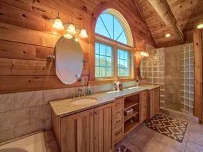 Beautiful 4 BR/ 3.5 BA + Loft, Hot-Tub, Valley Views, Covered Porch, Wi-Fi - Image 5
