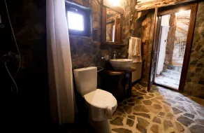 Unique, epic and organic IN HILL hobbit cottages - \" The chambers of the realm \" - Image 2