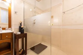 Unique Luxury Rooms - Image 4