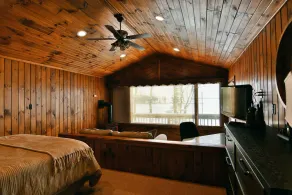 Spruce Haven 3 Bedroom Home by RedAwning - Image 5