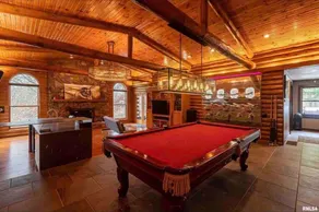 5 Star Cabin LUXURY AMMENITIES W/POOL HTUB close to WINE TRAIL, HIKING, FISHING - Image 2
