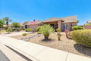 Resort Style Home, Private\"Heated Pool\", Near Phoenix.Putting Green, Pool Table. - Image 4