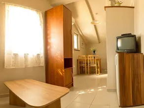 Apartamentos Ante, (13876), Vinišće, riviera Trogir, Croacia - Image 4