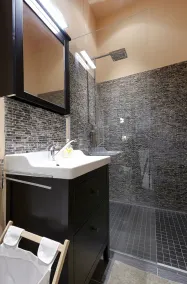 58m² klassisk lägenhet för 2-4 personer i centrum - Image 2