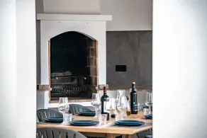 Komfortabel villa med privat pool, boblebad og havudsigt - Image 3